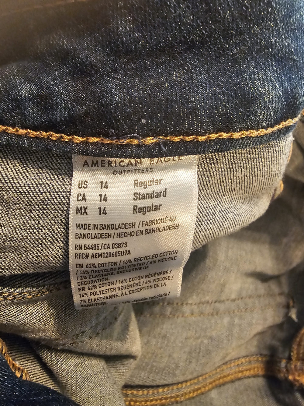 American Eagle Outfitters Dark Blue Flared Wide-Leg Jeans - Picture 7 of 7